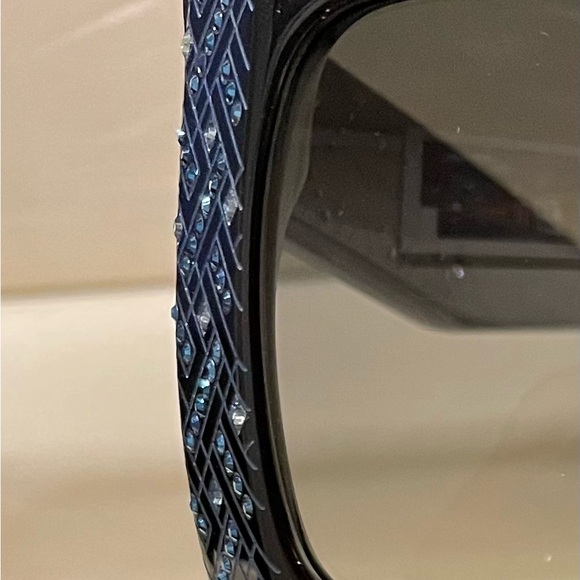 SOSPIRI LUXURY EYEWEAR - Picture 6 of 13